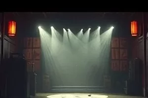 玻璃温室作品封面，阳光穿透的温室玻璃